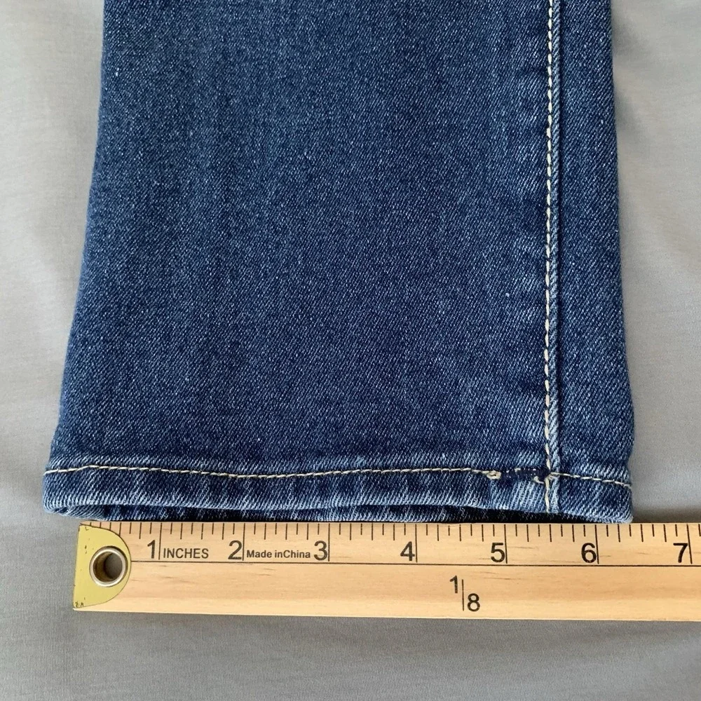 True Religion Geno Relaxed Slim Jeans Mens 30x30 Blue Medium Wash Denim Pants